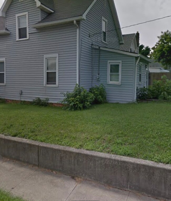 92 N 4th Ave, Beech Grove, IN 46107 - photo 2