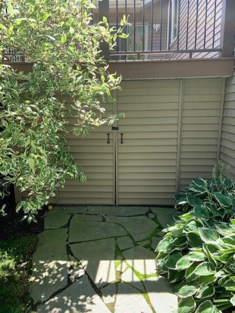 1342 Glen Ellyn shed
