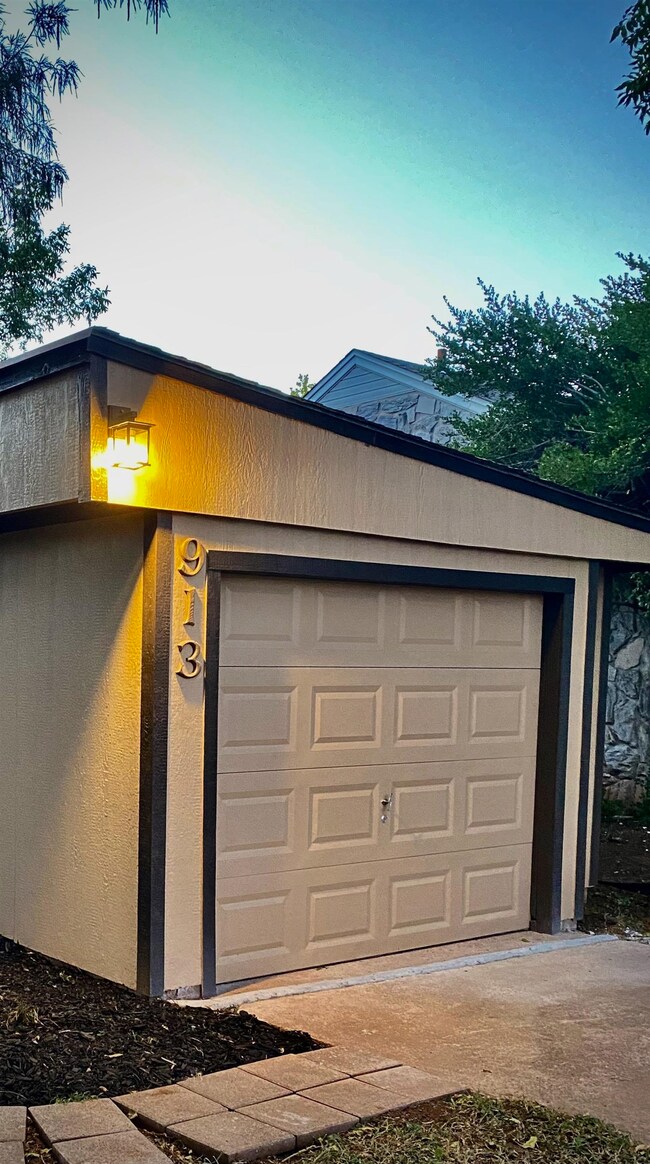 913 Devonwood Ave, Duncan, OK 73533 - photo 4