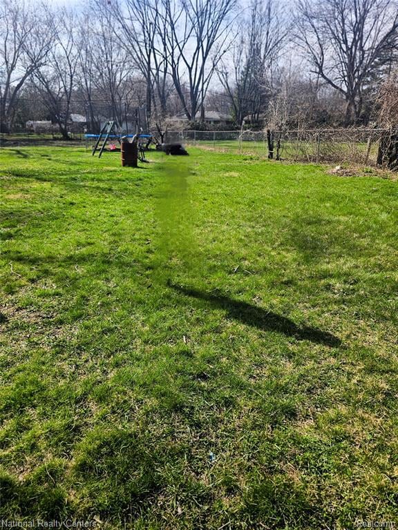 19919 Five Points St, Redford, MI 48240 - photo 4