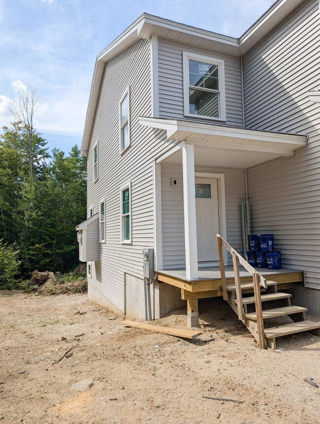 27 Cider Mill Ln unit 1, Standish, ME 04084 - photo 3