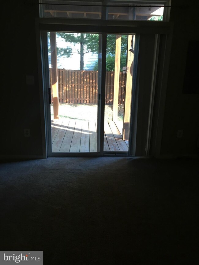 21480 Rusty Blackhaw Square, Sterling, VA 20164 - photo 3