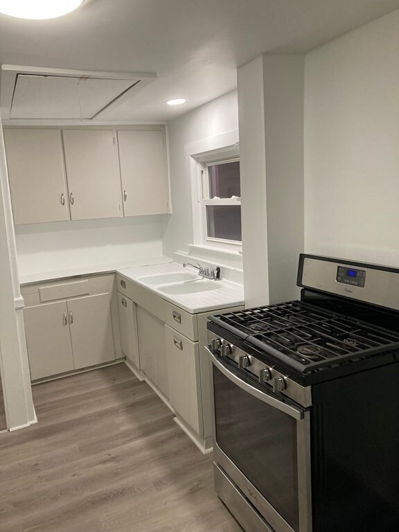 37 Old Westport Rd unit 2, North Dartmouth, MA 02747 - photo 4