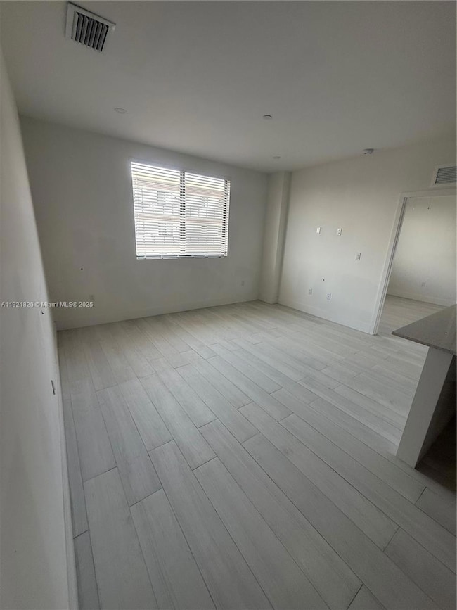 909 E 24th St unit 403, Hialeah, FL 33013 - photo 2