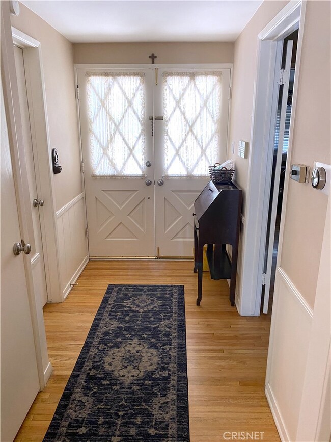 4734 San Feliciano Dr, Woodland Hills, CA 91364 - photo 3