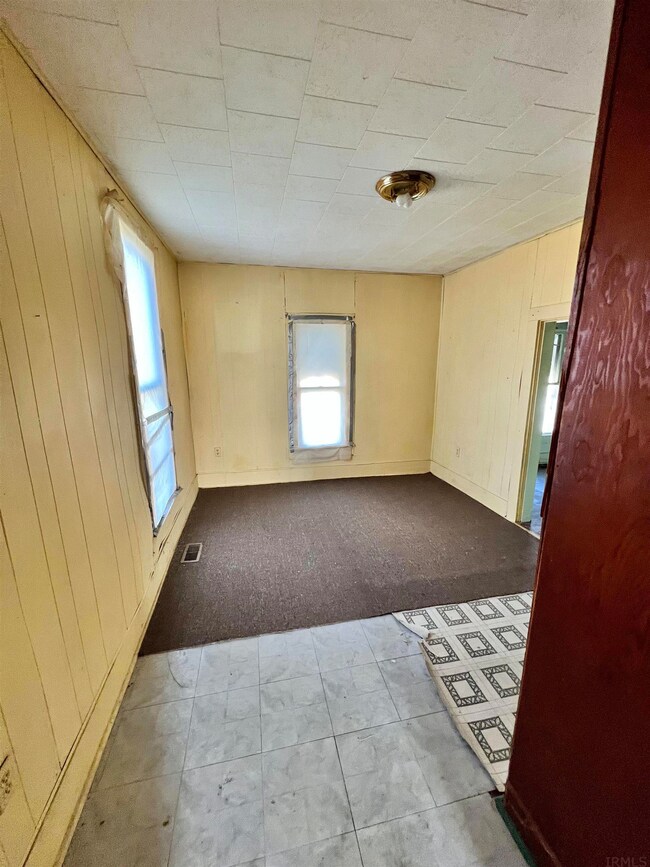 159 3rd St NW, Linton, IN 47441 - photo 6