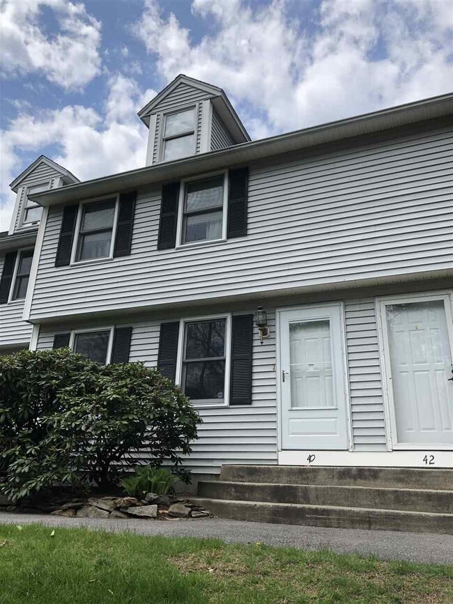 40 Ramsgate Ridge unit U247, Nashua, NH 03063 - photo 2