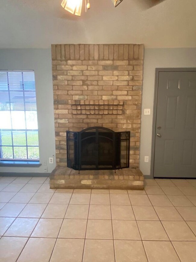 17626 Telegraph Creek Dr, Spring, TX 77379 - photo 5