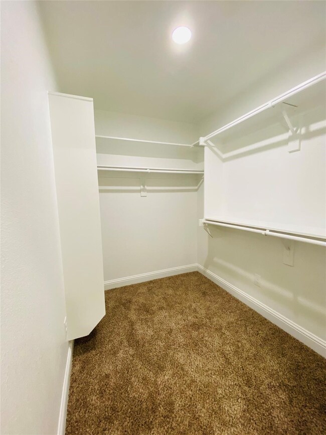 821 W Nelson St, Denison, TX 75020 - photo 7