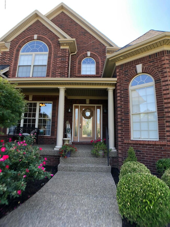 11128 Little Spring Blvd, Louisville, KY 40291 - photo 2