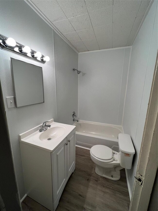 315 Ritchey St, Gainesville, TX 76240 - photo 7