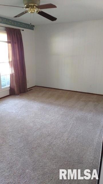 1738 W 54th St, Davenport, IA 52806 - photo 7