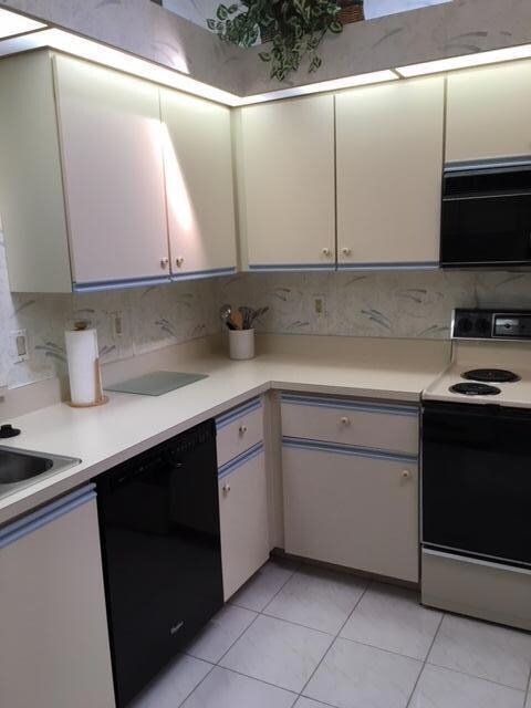 FL Kitchen Photo-1