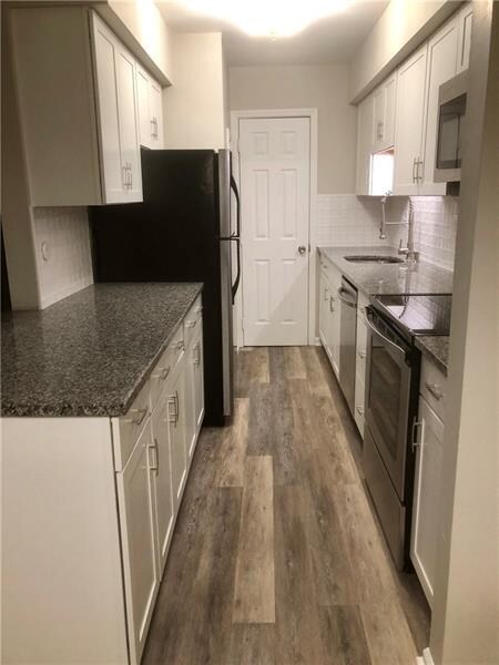 1040 Eve Dr unit A, Pittsburgh, PA 15216 - photo 3