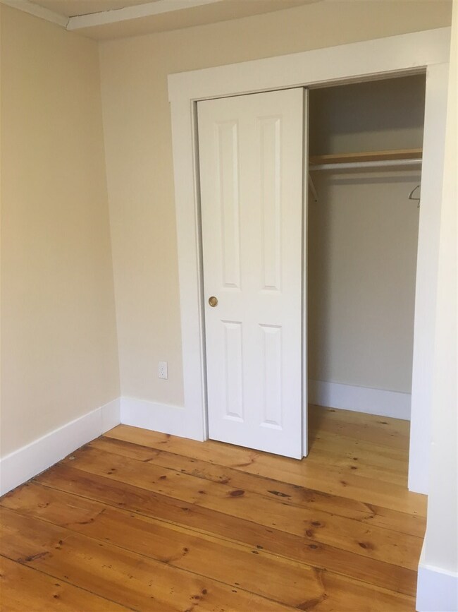 8 Summer St, Penacook, NH 03303 - photo 6