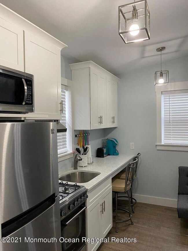 405 Newark Ave unit BACK STUDIO, Bradley Beach, NJ 07720 - photo 6
