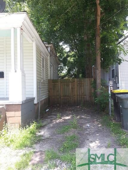 1511 Reynolds St, Savannah, GA 31401 - photo 3