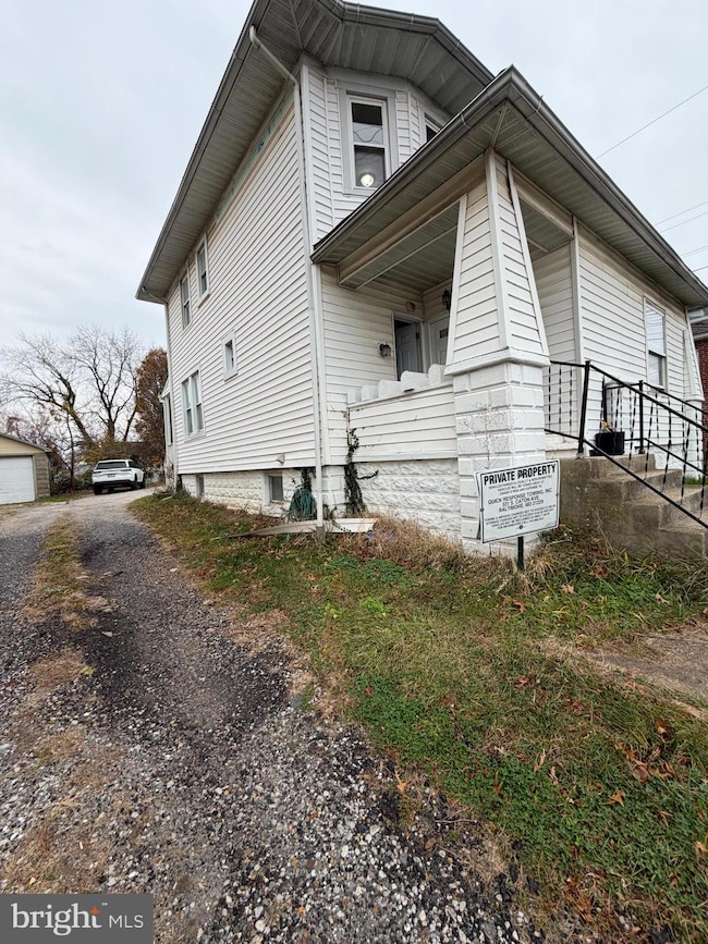 1309 Linden Ave, Halethorpe, MD 21227 - photo 2