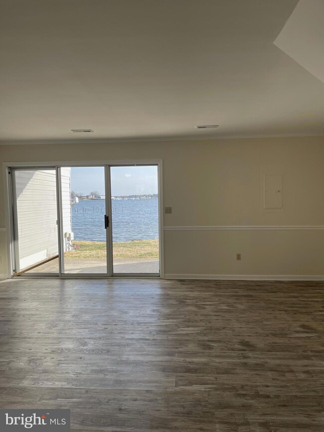 117 Lynnhaven Ct, Colonial Beach, VA 22443 - photo 7