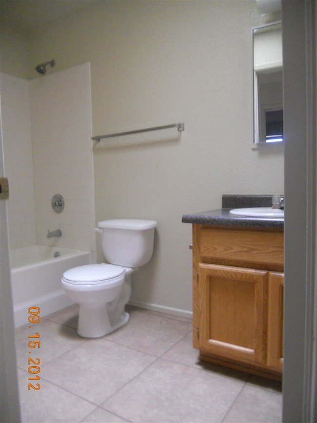 8769 E 39th Place, Yuma, AZ 85365 - photo 4