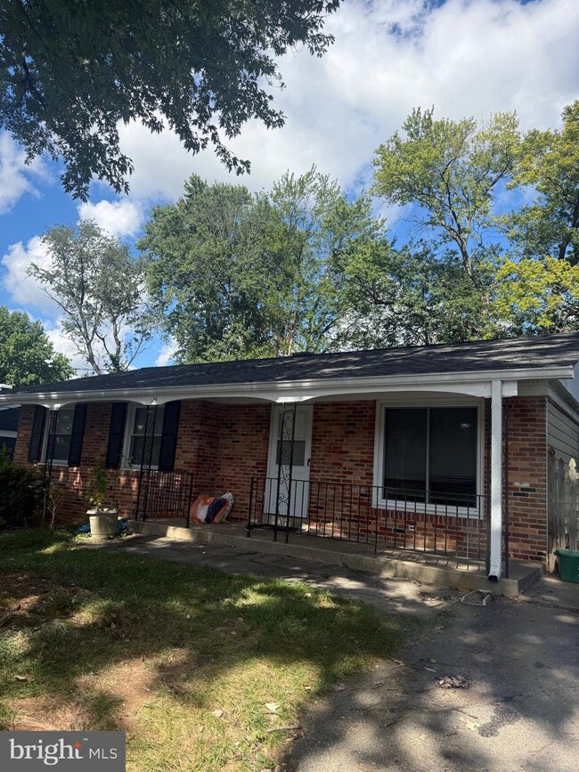 124 Spring St, Gaithersburg, MD 20877 - photo 6