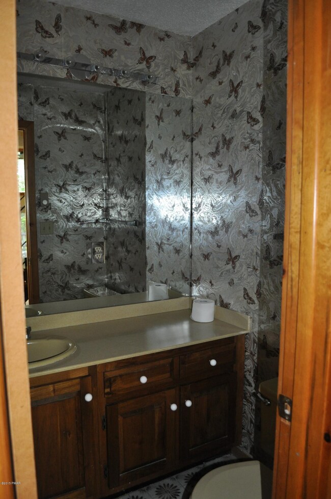 109 Chipmunk Ln, Milford, PA 18337 - photo 6