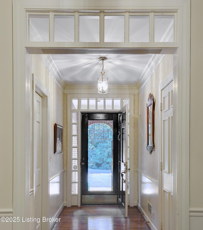 306 Penruth Ave, Louisville, KY 40207 - photo 4