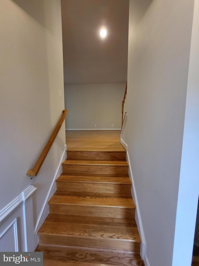 9280 Laurel Ridge Crossing Rd, Lorton, VA 22079 - photo 3