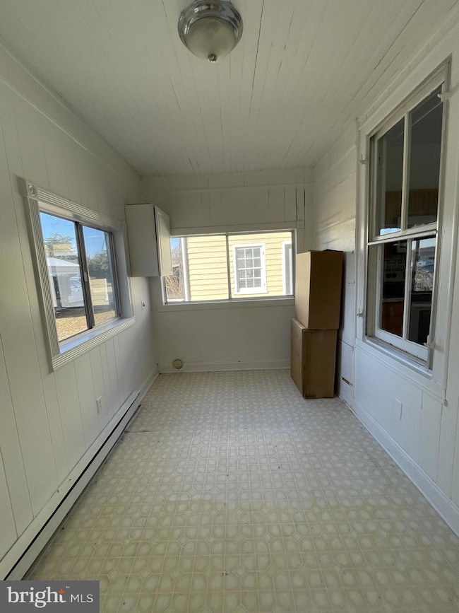 12441 Ambassador Ln, King George, VA 22485 - photo 3