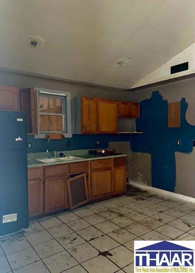 2517 N 17th St, Terre Haute, IN 47804 - photo 3