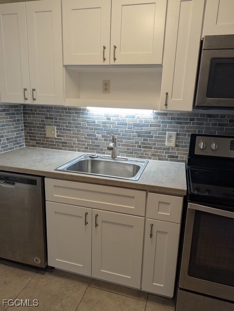 New Cabinets & New Back Splash