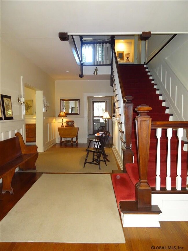 1181 Avon Rd, Schenectady, NY 12308 - photo 4