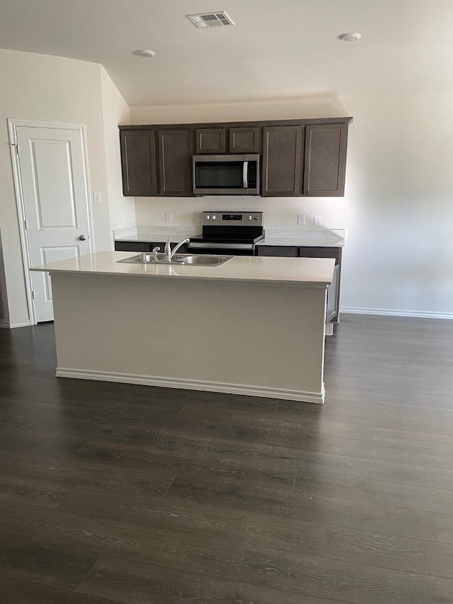 968 Glover Dr, Aubrey, TX 76227 - photo 4