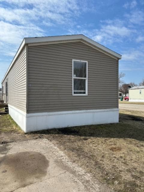 911 18th Ave N, Wahpeton, ND 58075 - photo 3
