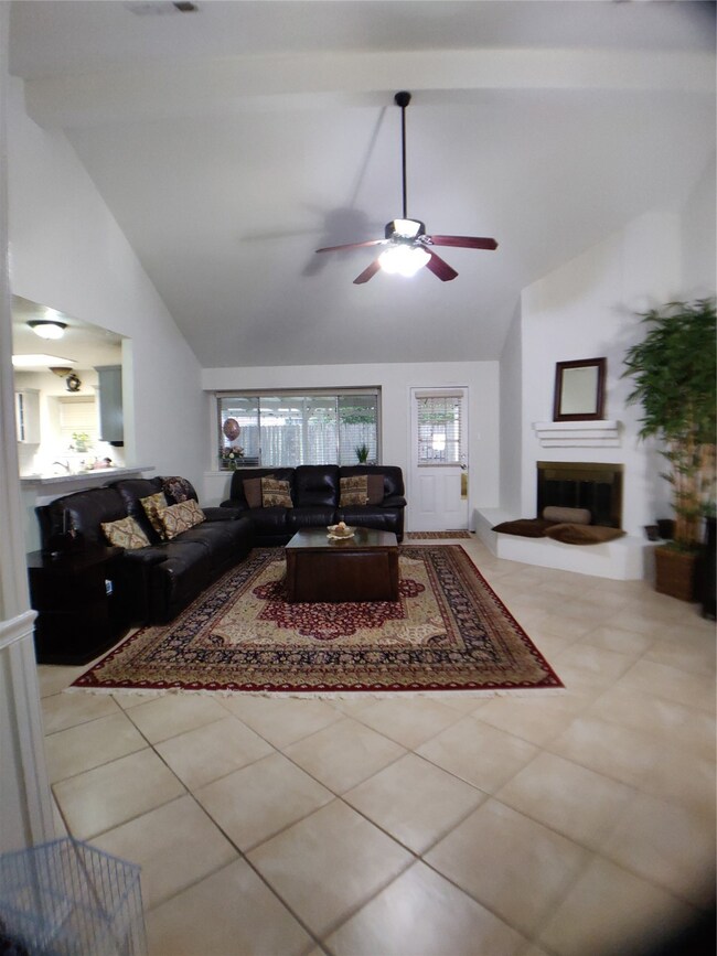 1812 Lavaca St, Friendswood, TX 77546 - photo 4