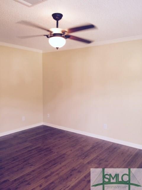 Living Room w/pretty hardwood
