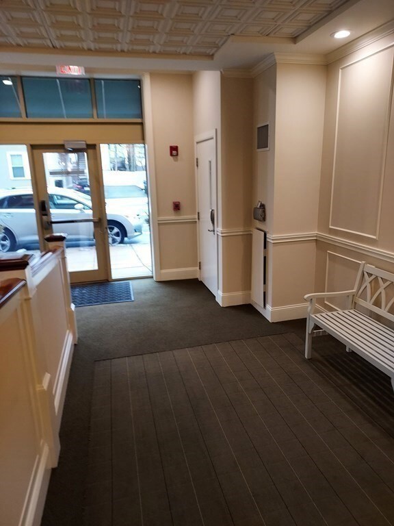 116 Rantoul St unit 408, Beverly, MA 01915 - photo 7