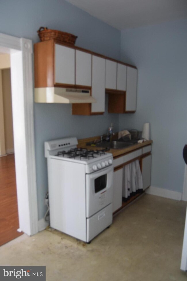 1704 Thames St unit 5, Baltimore, MD 21231 - photo 7