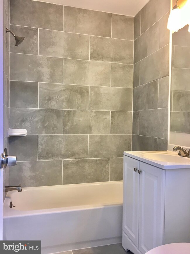 3714 Dunlap St, Temple Hills, MD 20748 - photo 5