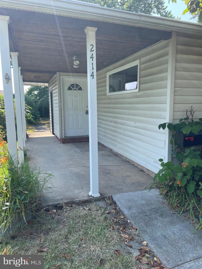 2414 Saratoga Ave, Halethorpe, MD 21227 - photo 3