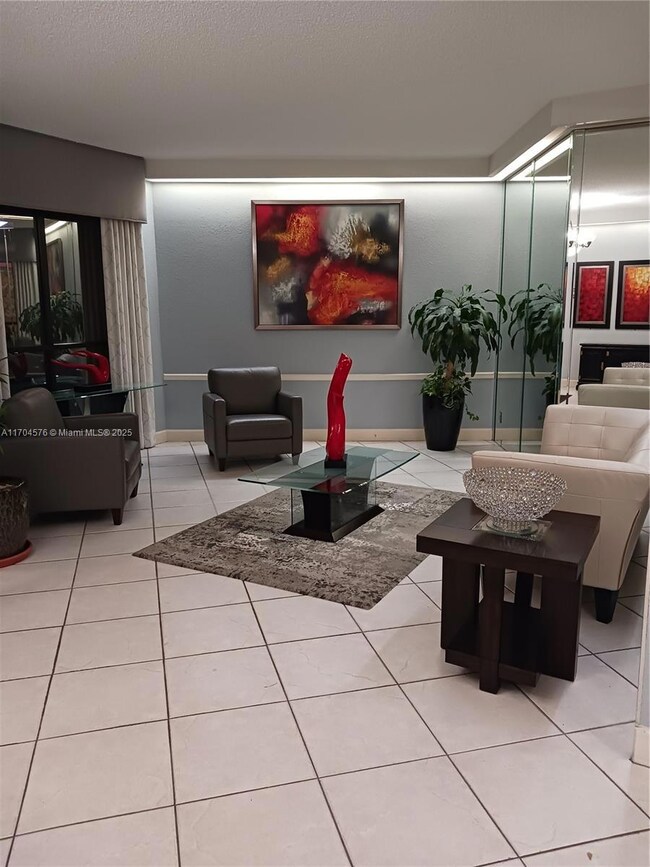 1000 St Charles unit 615, Pembroke Pines, FL 33026 - photo 3