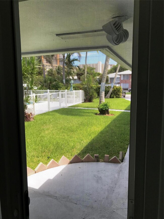 3221 NE 12th St, Pompano Beach, FL 33062 - photo 4