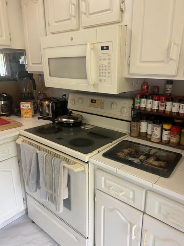 1107 Bahama Bend unit A1, Coconut Creek, FL 33066 - photo 7