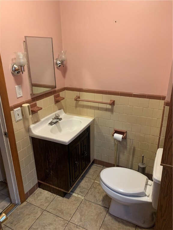 7 Lafayette St, West Warwick, RI 02893 - photo 7