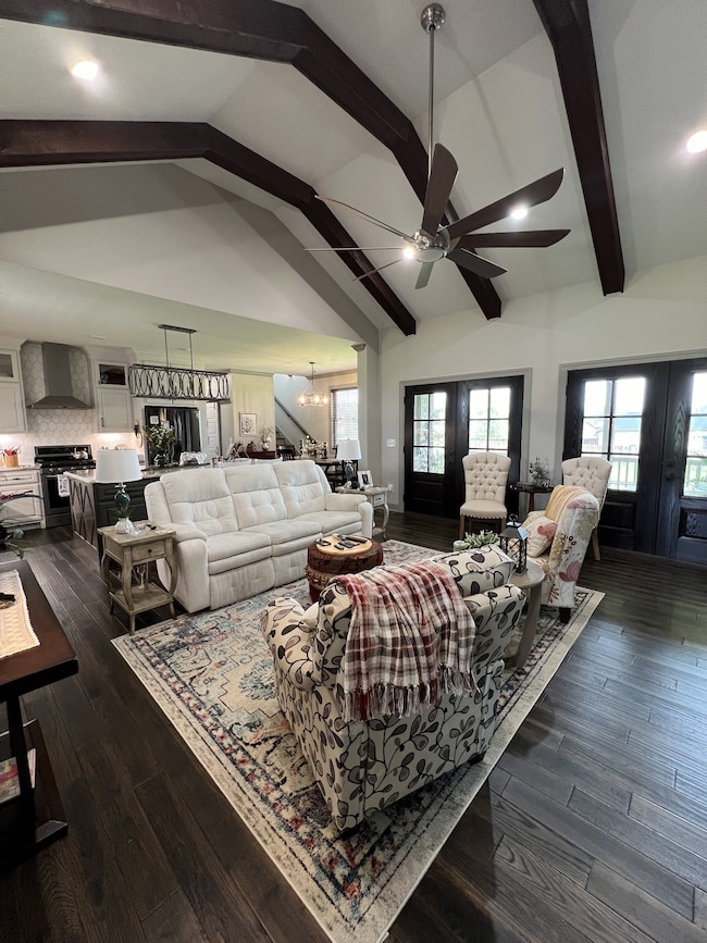 351 Michael Cir, Lafayette, TN 37083 - photo 3