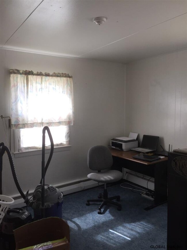 45 Vics Ct, Albany, NY 12205 - photo 5