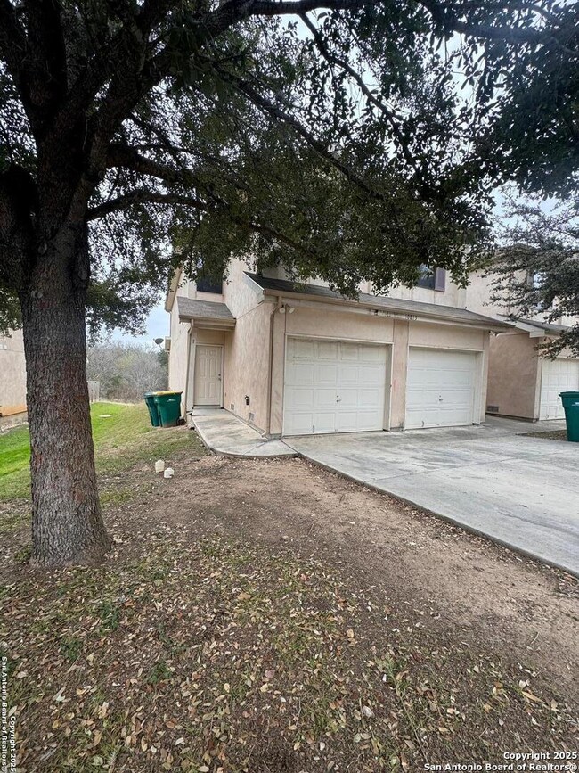 10815 Mathom Landing unit 1, Universal City, TX 78148 - photo 2