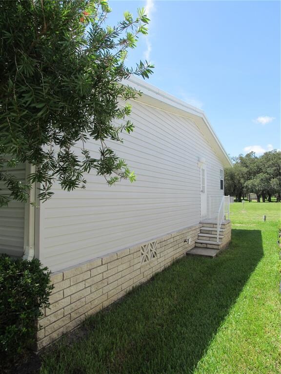 37040 Lakota Ct, Zephyrhills, FL 33542 - photo 4