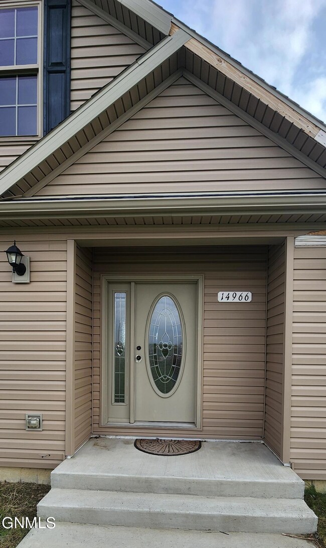 14966 Cochise St, Williston, ND 58801 - photo 6