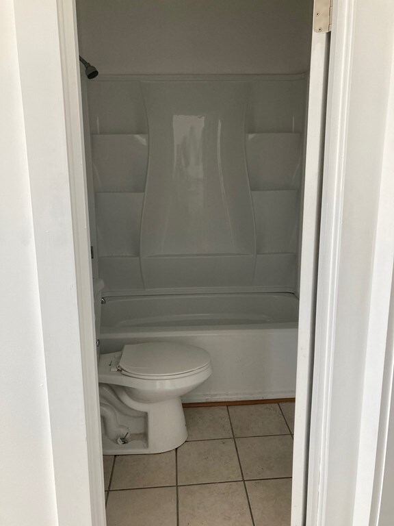 17 Asinof Ave unit 3L, Chicopee, MA 01013 - photo 2